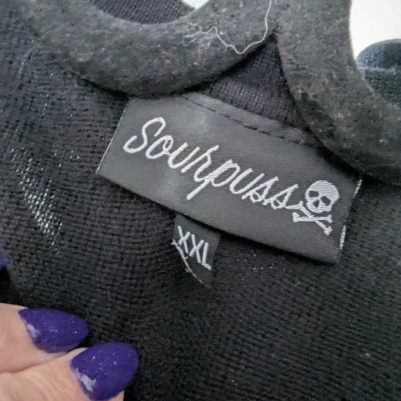 Black Cardigan with Gold Embroidery - Picture 4 of 5